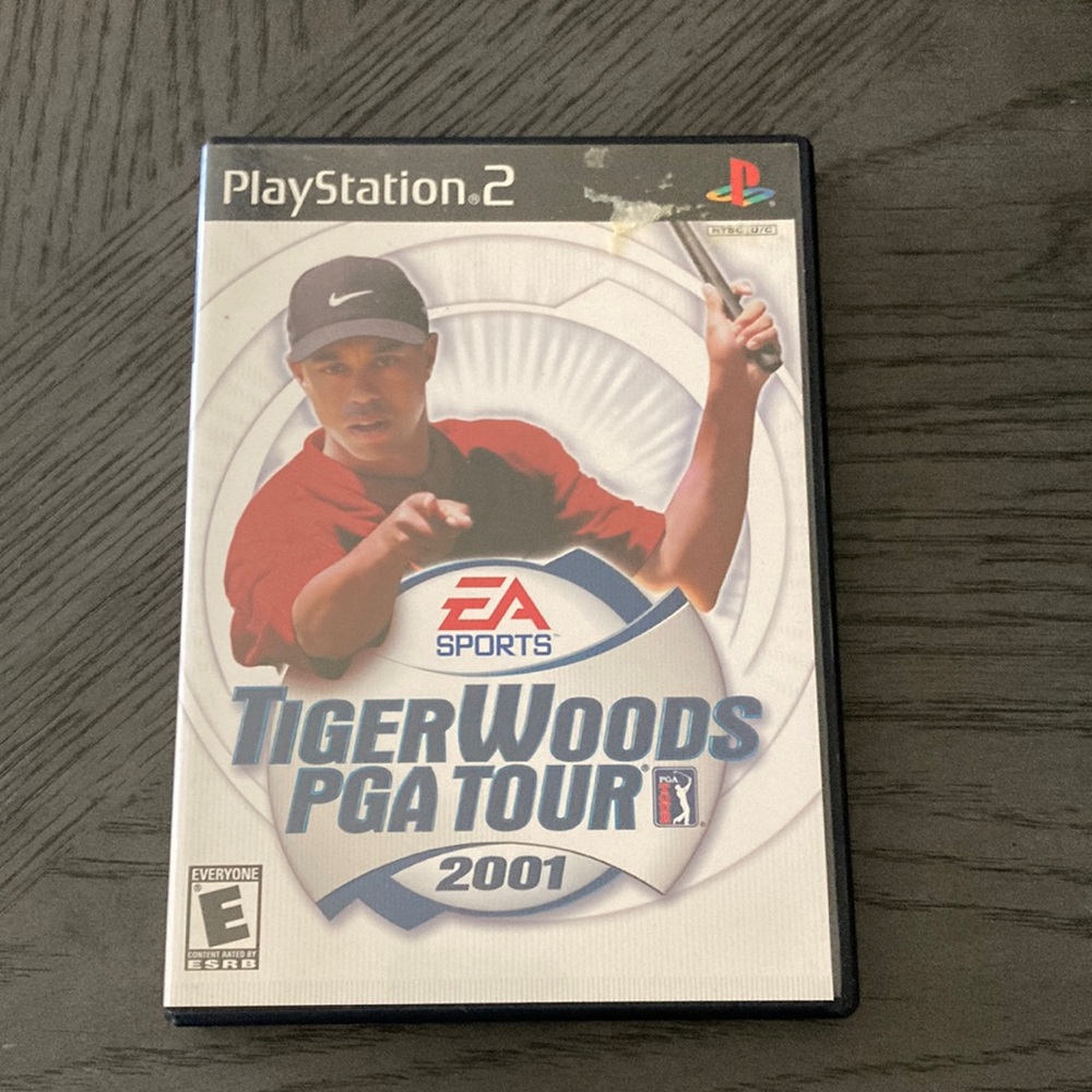 Tiger Woods PGA Tour 2001 Playstation 2  Manual Included